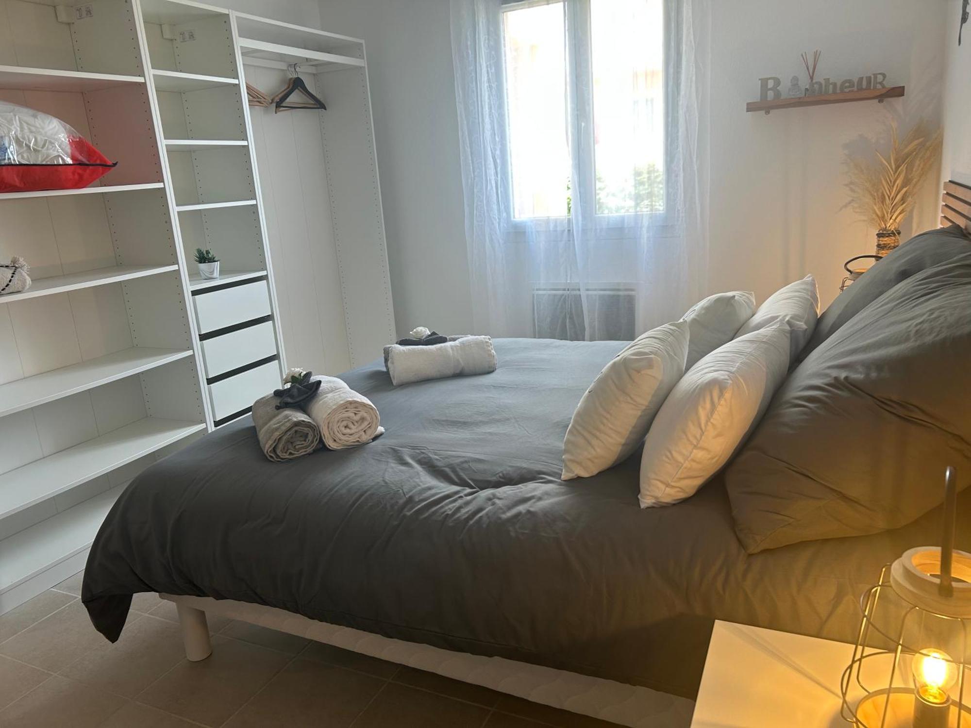 Eden En Luberon Appartement Roussillon en Isere Buitenkant foto