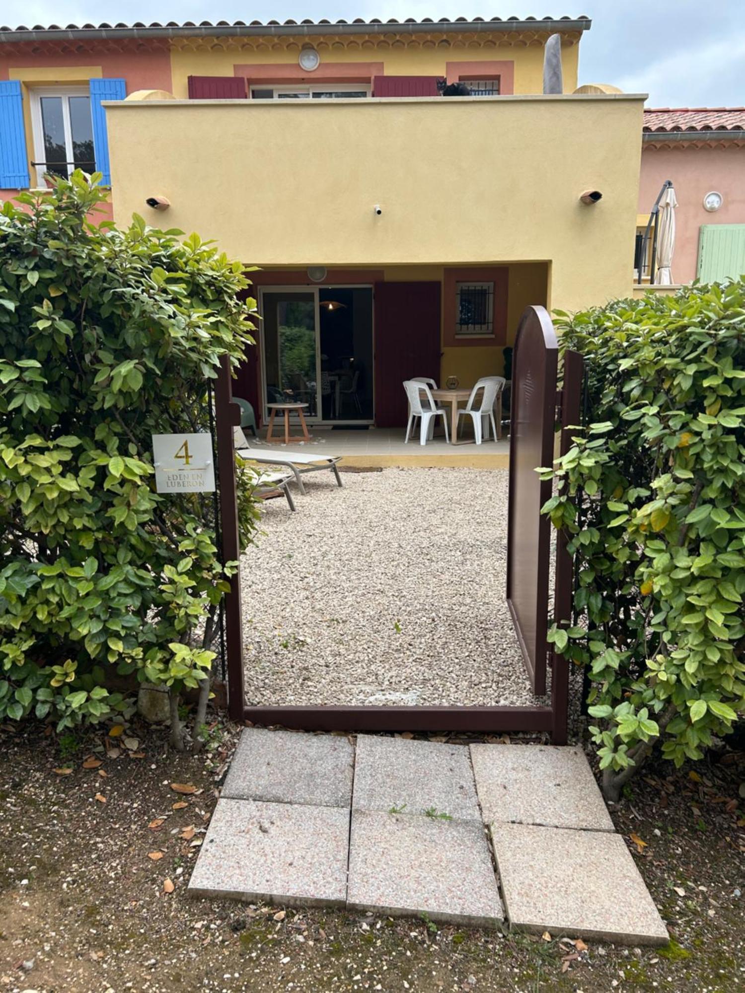 Eden En Luberon Appartement Roussillon en Isere Buitenkant foto