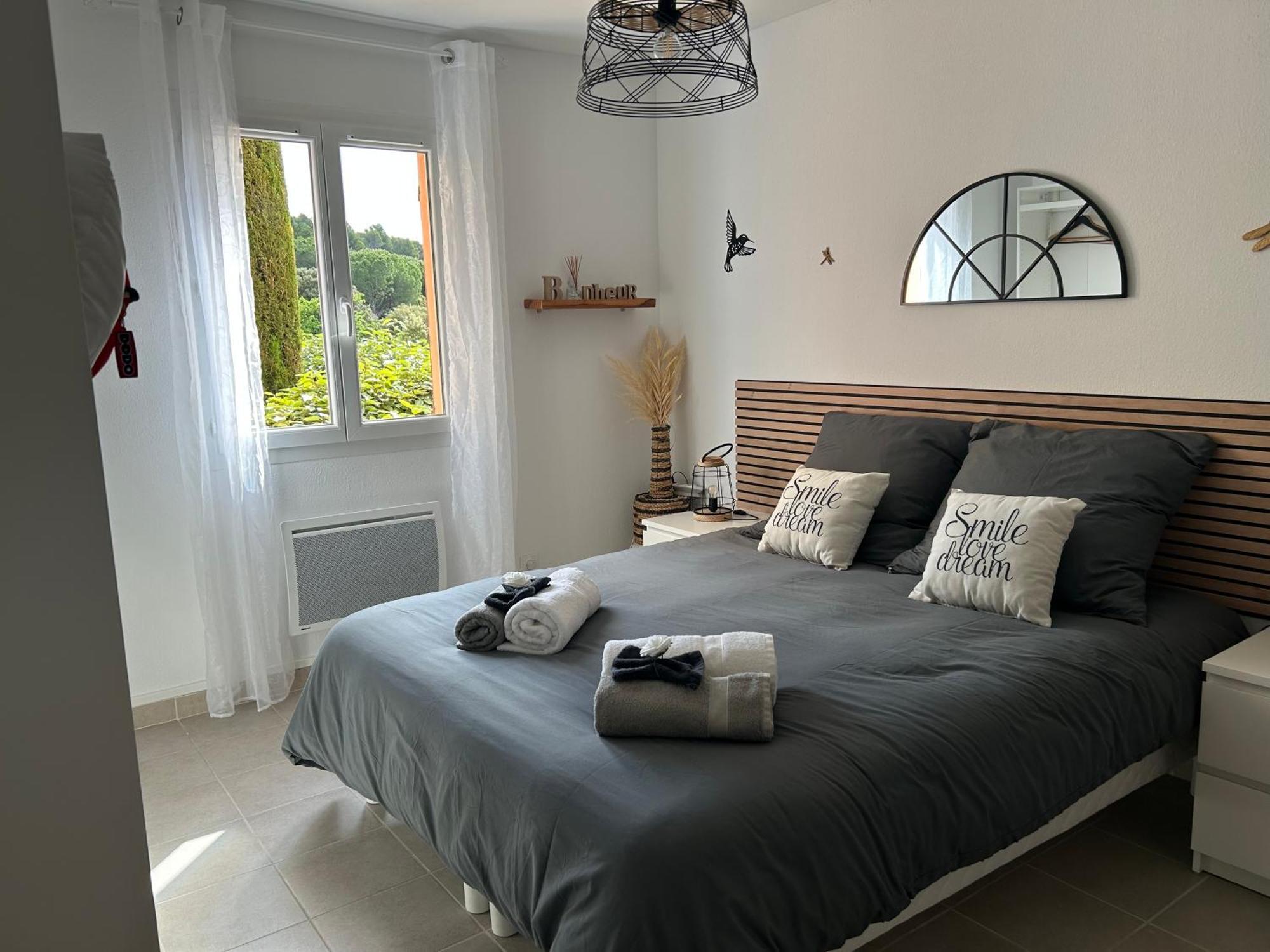 Eden En Luberon Appartement Roussillon en Isere Buitenkant foto